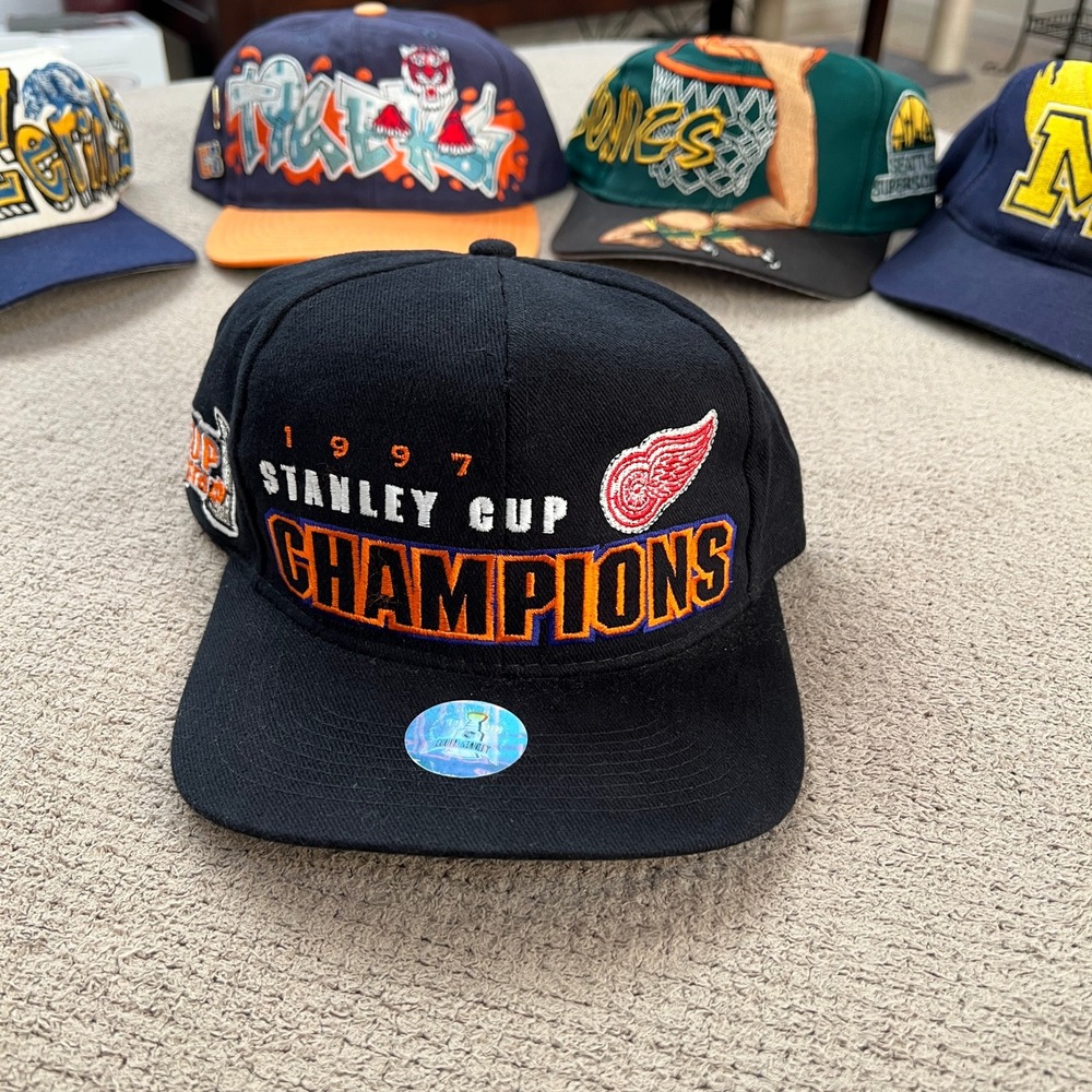 Vintage 1997 Detroit Red Wings Stanley Cup Champions Snapback Hat‎ Drew Pearson